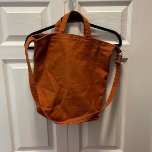 Gorgeous Baggu Duck bag.